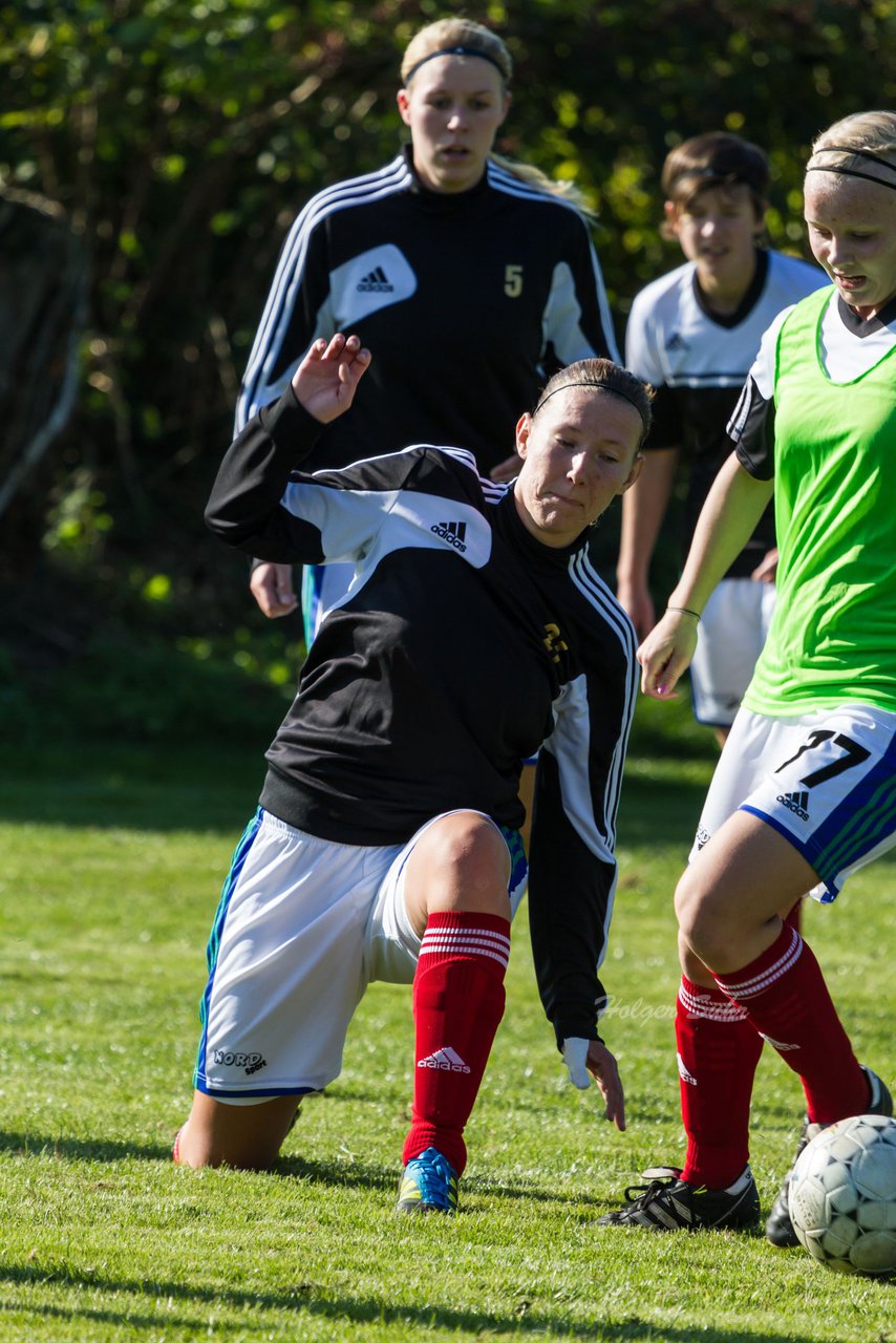 Bild 53 - Frauen SV Fortuna Bsdorf - SV Henstedt Ulzburg : Ergebnis: 0:7